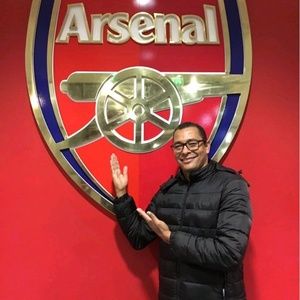 Meet your Posher, Akinyemi